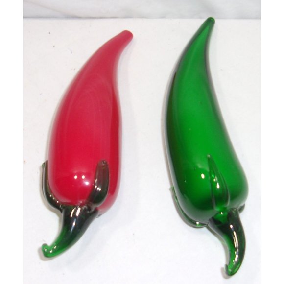 Lot of 2 Murano Style Encased Art Glass Chili Peppers Red/Green 7 1/4" & 7 3/4" - Picture 6 of 10